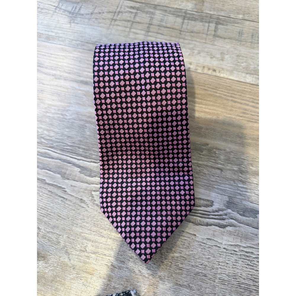 American Living Mens Necktie 100% Silk Geometric Diamond Pink One Size